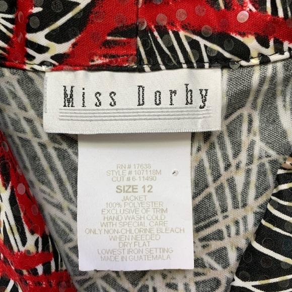 Black and Red Abstract Jacket - Picture 5 of 5